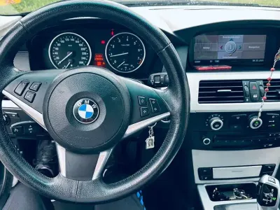 Gebraucht BMW 520 Exclusive 170 PS (125 kW) 2008 Schwarz Limousine