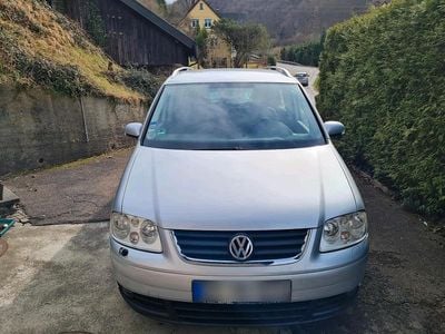 Gebraucht VW Touran Trendline 140 PS (102 kW) 2007 Grau Van / Kleinbus