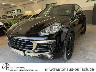 Gebraucht Porsche Cayenne Diesel 262 PS (192 kW) 2015 Schwarz SUV