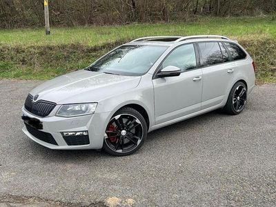 Gebraucht Skoda Octavia RS 184 PS (135 kW) 2014 Grau Kleinwagen