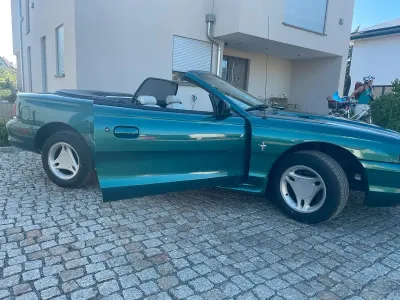 Gebraucht Ford Mustang Convertible 147 PS (108 kW) 1996 Grün Cabrio