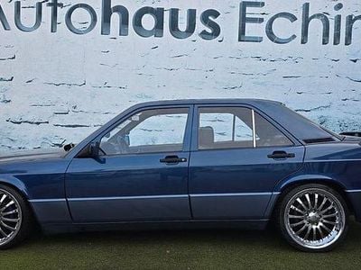 Gebraucht Mercedes 190 160 PS (117 kW) 1991 Blau Limousine