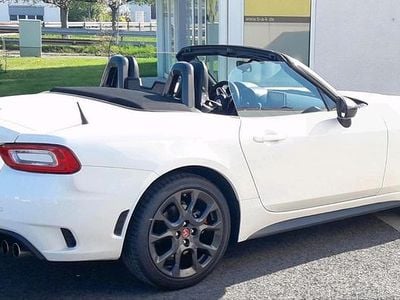 Abarth 124 Spider
