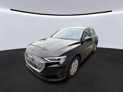 Gebraucht Audi e-tron Comfort 300 kW (408 PS) 2021 Schwarz SUV
