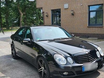 Mercedes E320