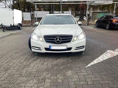 Mercedes E300