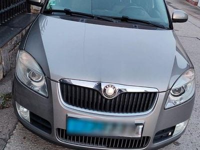 Usata Skoda Roomster 105 CV (77 kW) 2008 Argento Monovolume