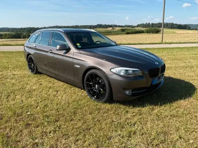 Gebraucht BMW 520 184 PS (135 kW) 2013 Braun Kombi