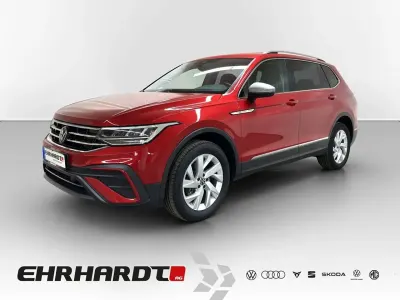Gebraucht VW Tiguan Life 150 PS (110 kW) 2022 Rot SUV