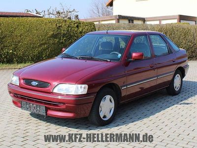 Gebraucht Ford Escort 90 PS (66 kW) 1994 Rot Limousine