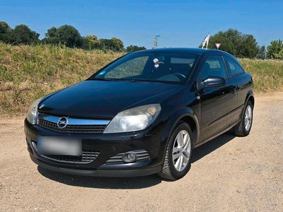 Opel Astra GTC