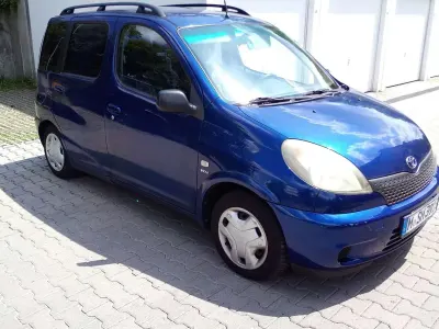 Gebraucht Toyota Yaris Sol 86 PS (63 kW) 2000 Blau Kombi