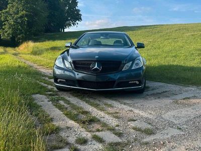 Mercedes E200