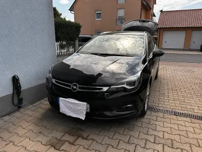 Gebraucht Opel Astra 150 PS (110 kW) 2018 Schwarz Limousine