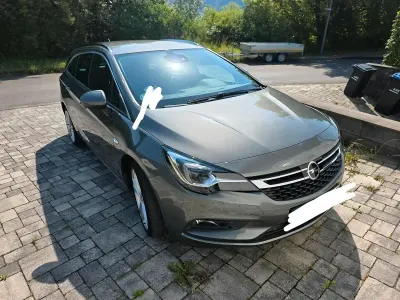 Gebraucht Opel Astra Innovation 136 PS (100 kW) 2018 Grau Kombi