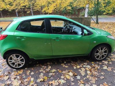 Second-hand Mazda 2 Independence 75 CP (55 kW) 2007 Verde Hatchback