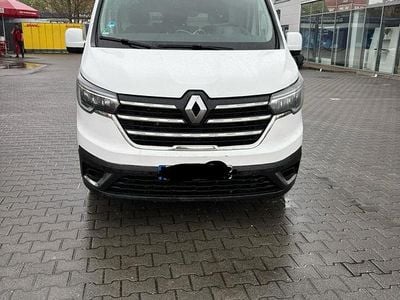 Second-hand Renault Traffic 125 CP (91 kW) 2022 Monovolum