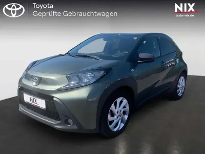 Gebraucht Toyota Aygo X Design 72 PS (52 kW) 2022 Grün SUV