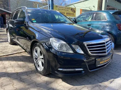 Używany Mercedes E300 204 KM (150 kW) 2010 Czarny Kombi
