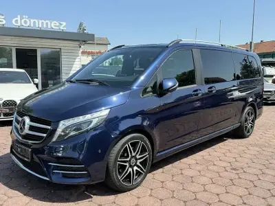 Gebraucht Mercedes V250 AMG 190 PS (139 kW) 2019 Blau Van / Kleinbus