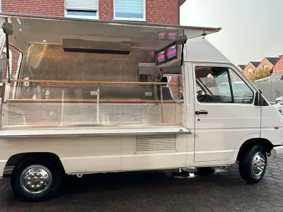 Brugt Renault Trafic 102 HK (75 kW) 1988 Hvid MPV