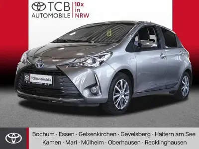 Brugt Toyota Yaris Hybrid Connect Style 101 HK (74 kW) 2019 Brun Hatchback