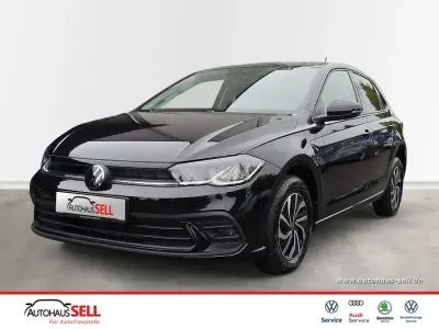 Gebraucht VW Polo Life 95 PS (69 kW) 2025 Schwarz Kleinwagen