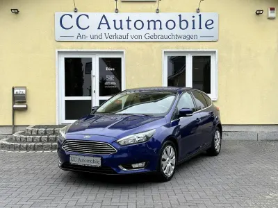 Gebraucht Ford Focus Titanium 125 PS (91 kW) 2014 Blau Limousine