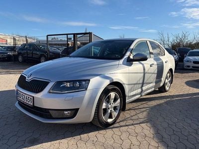 Gebraucht Skoda Octavia 179 PS (131 kW) 2013 Silber Limousine
