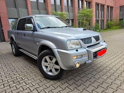 Second-hand Mitsubishi L200 133 CP (97 kW) 2006 Argintiu Pickup