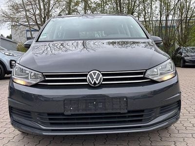 Second-hand VW Touran Comfortline 122 CP (89 kW) 2022 Gri Monovolum