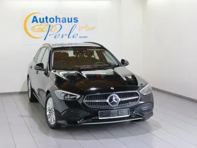 Gebraucht Mercedes C220 200 PS (147 kW) 2023 Schwarz Limousine