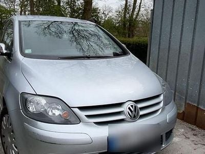 Używany VW Golf V 80 KM (58 kW) 2007 Srebrny Sedan/Limuzyna