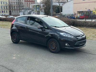 Gebraucht Ford Fiesta Champions Edition 82 PS (60 kW) 2012 Schwarz Kleinwagen