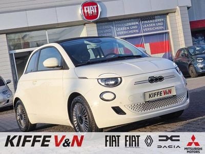 Gebraucht Fiat 500e Icon 86 kW (118 PS) 2022 Gelato weiß Cabrio