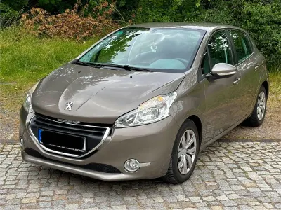 Gebraucht Peugeot 208 95 PS (69 kW) 2013 Grau Kleinwagen