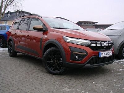 Terracottabraun (metallic) Gebraucht 2025 Dacia Jogger Extreme Van / Kleinbus | 22.980 € (Guter Preis)