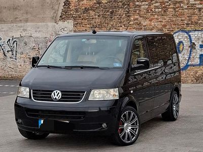 Schwarz Gebraucht 2005 VW T5 Van | 14.200 € (Etwas zu teuer)