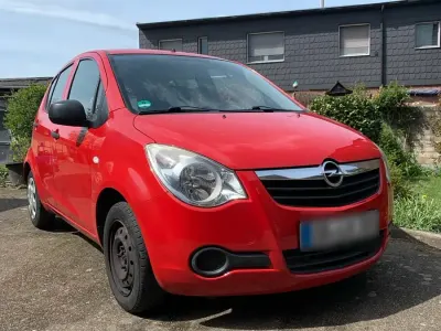 Gebraucht Opel Agila 65 PS (47 kW) 2009 Rot Kleinwagen