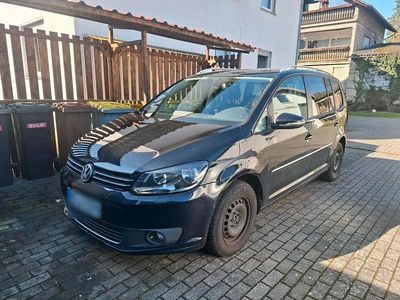 Gebraucht VW Touran Highline 77 PS (56 kW) 2012 Schwarz Van / Kleinbus