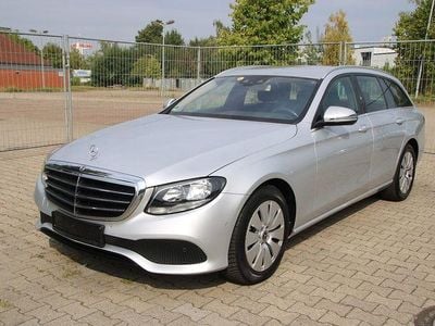 Mercedes E220