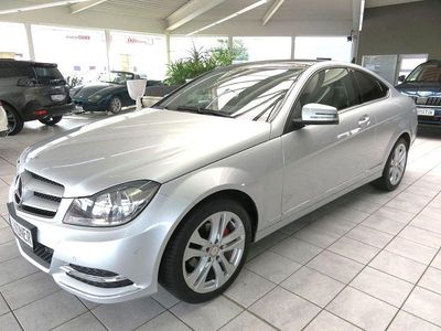 Gebraucht Mercedes C180 156 PS (114 kW) 2012 Silber Coupé