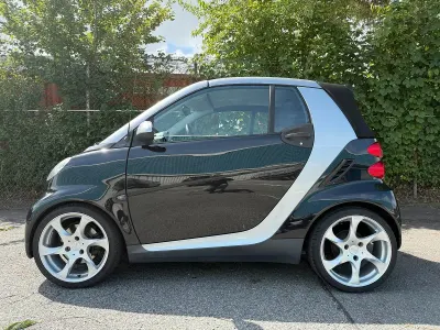 Gebraucht Smart ForTwo Cabrio 70 PS (51 kW) 2009 Schwarz Cabrio