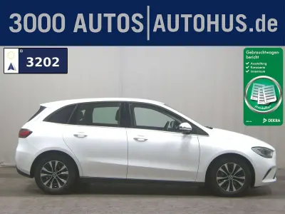 Gebraucht Mercedes B180 116 PS (85 kW) 2023 Weiß Kleinwagen