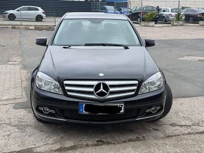 Gebraucht Mercedes C220 Avantgarde 170 PS (125 kW) 2011 Schwarz Limousine