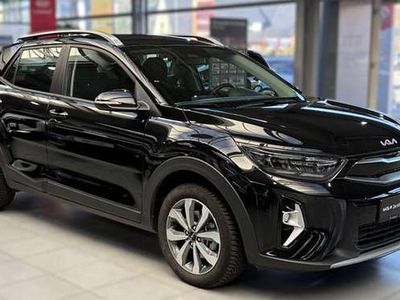 Schwarz Gebraucht 2024 Kia Stonic Vision SUV | 18.390 € (Fairer Preis)