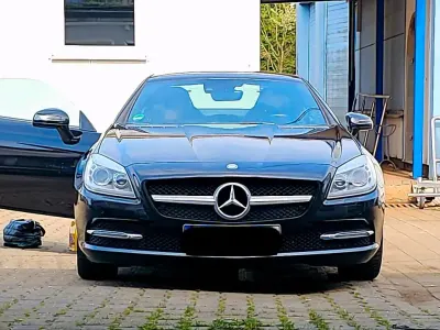 Gebraucht Mercedes SLK250 205 PS (150 kW) 2014 Schwarz Cabrio