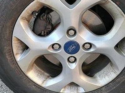 Usata Ford Focus 103 CV (75 kW) 2004 Blu Berlina