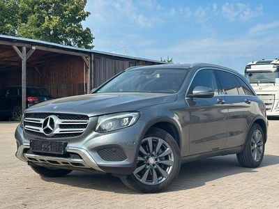 Grau Gebraucht 2016 Mercedes GLC250 SUV | 21.408 € (Guter Preis)