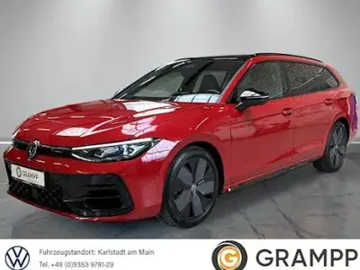 Gebraucht VW Passat R-line 265 PS (194 kW) 2025 Rot Kombi